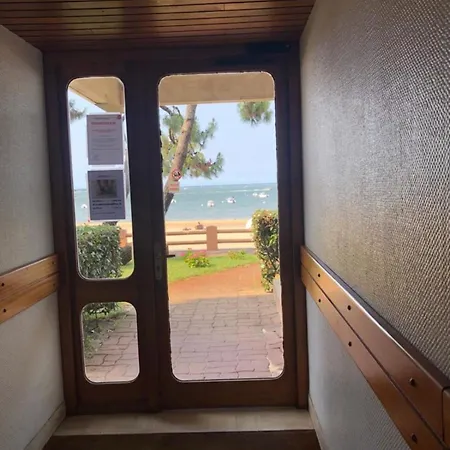 With Balcony In Facing The Pool * Arcachon